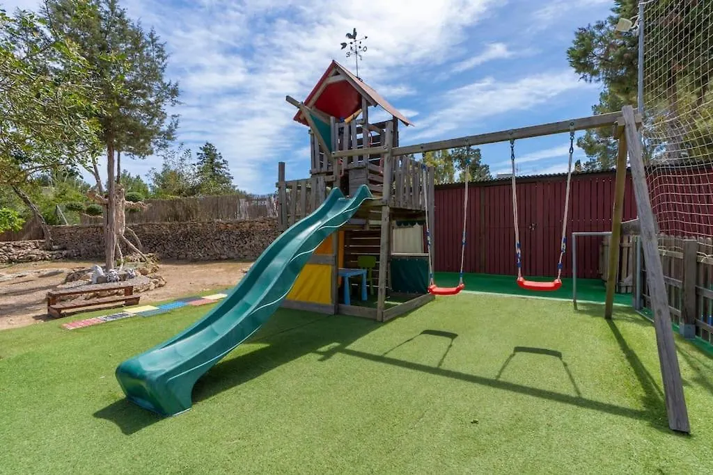 Casa Con Piscina, Jardin Y Juegos Exteriores Montecristo