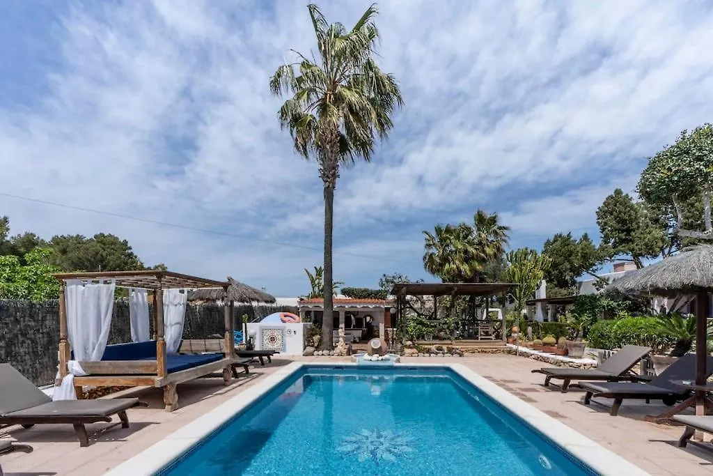 Dom wakacyjny Casa Con Piscina, Jardin Y Juegos Exteriores Montecristo